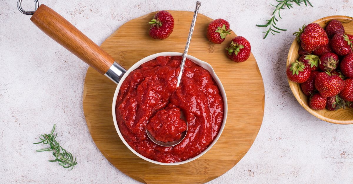 Compote de pommes et fraises recette de Compote de pommes et fraises