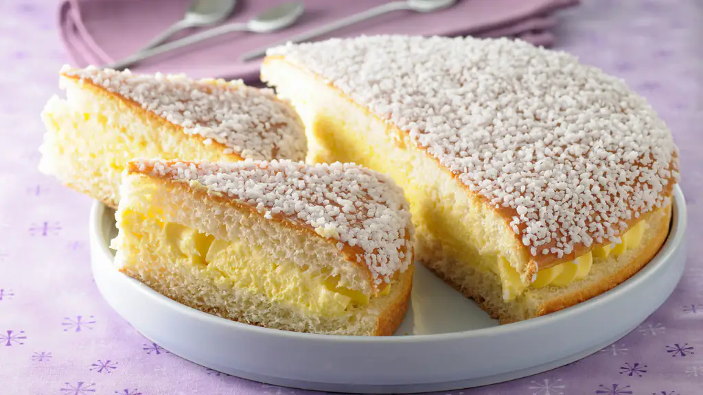 La Vraie Tarte Tropezienne Recette De La Vraie Tarte Tropezienne