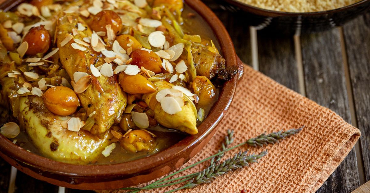 Tajine de poulet aux mirabelles et raisins recette de Tajine de poulet aux mirabelles et raisins