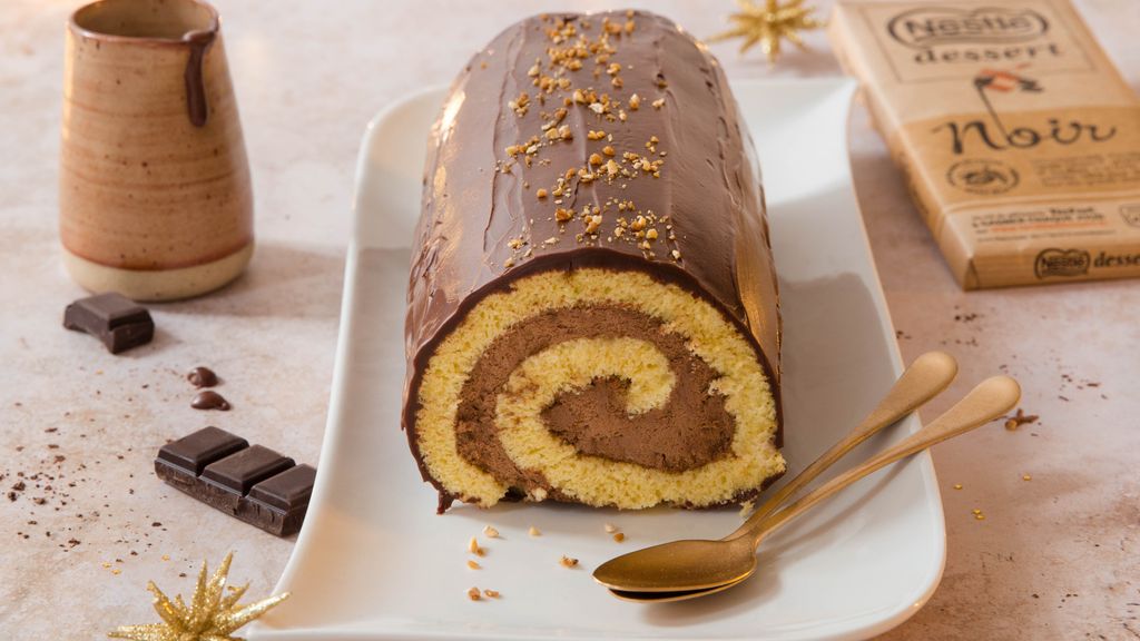Bûche roulée mousse au chocolat Nestlé Dessert®