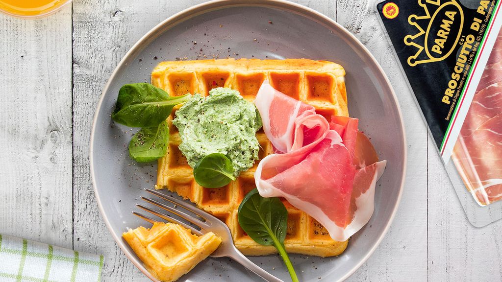 Gaufre salée mousse d’épinards, Jambon de Parme AOP