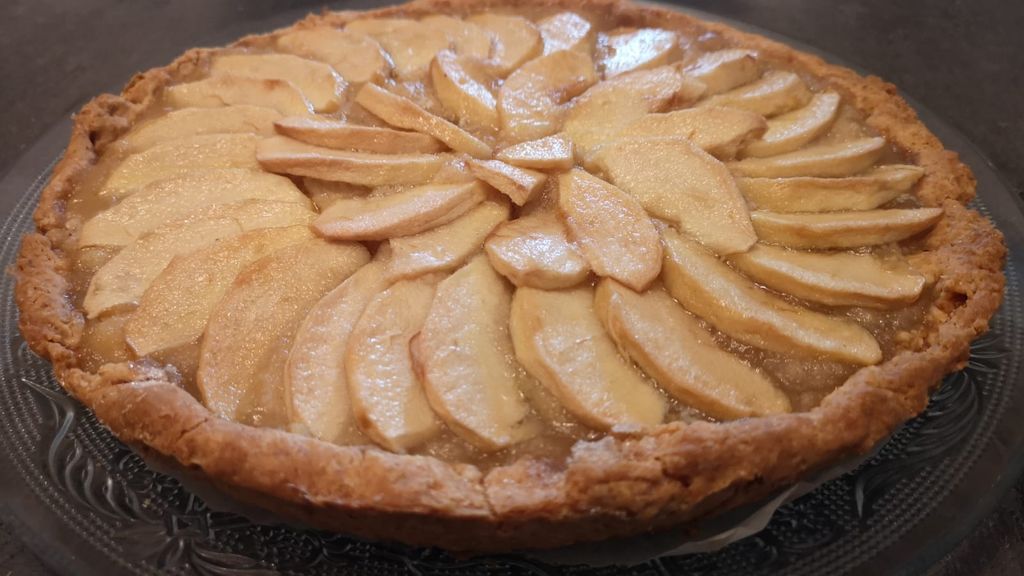 Tarte aux pommes entièrement maison légère