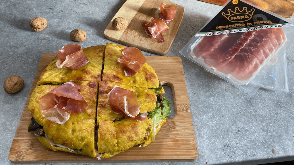 Focaccia des Pouilles farcie, ricotta et Jambon de Parme AOP