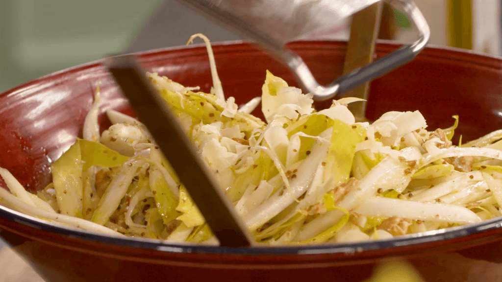 Salade d'endives, pommes et noix par Laurent Mariotte