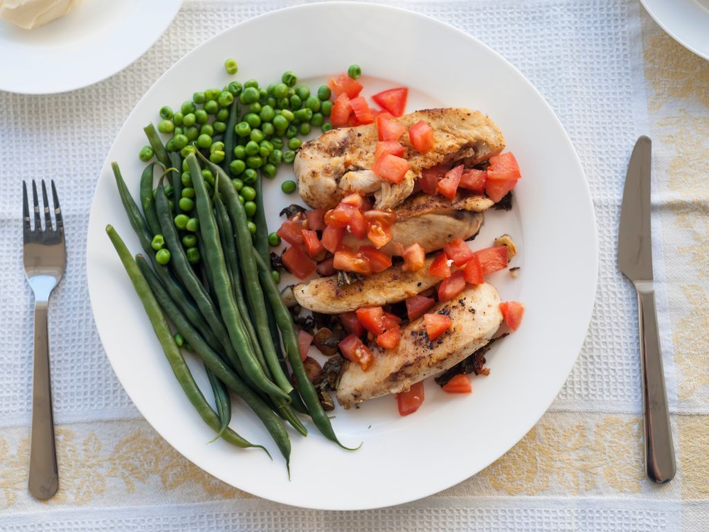 petto di pollo con piselli : Ricette da petto di pollo con piselli -  alfemminile