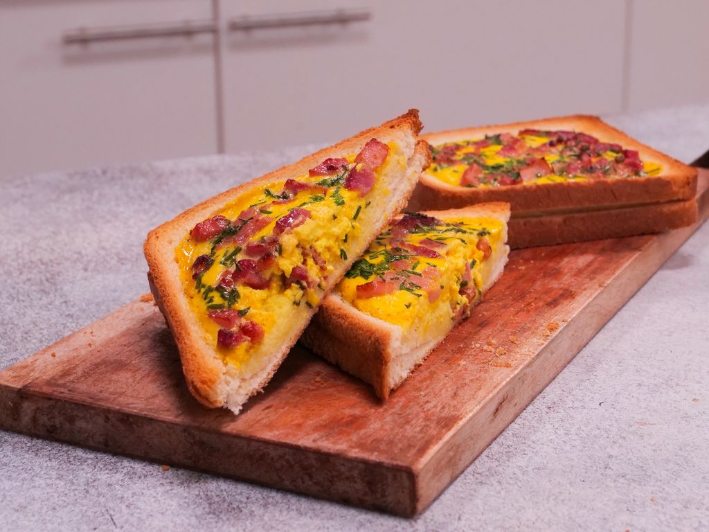 Pizza toast express au pain de mie, jambon et fromage - Recettes