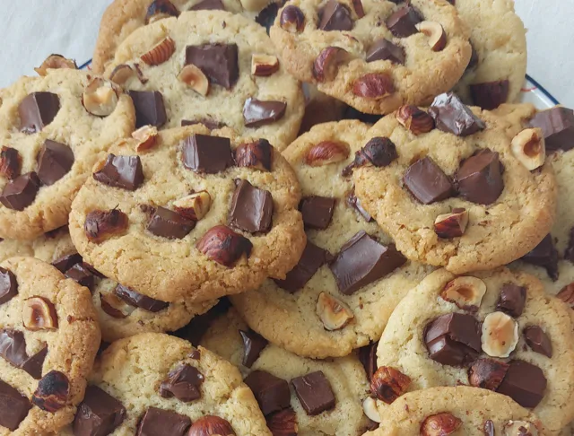 Cookies croustillants choco-noisettes (sans balance)