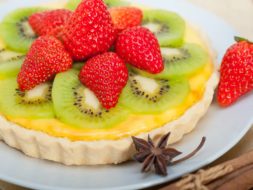 tarte aux fraises et aux kiwi de catherine