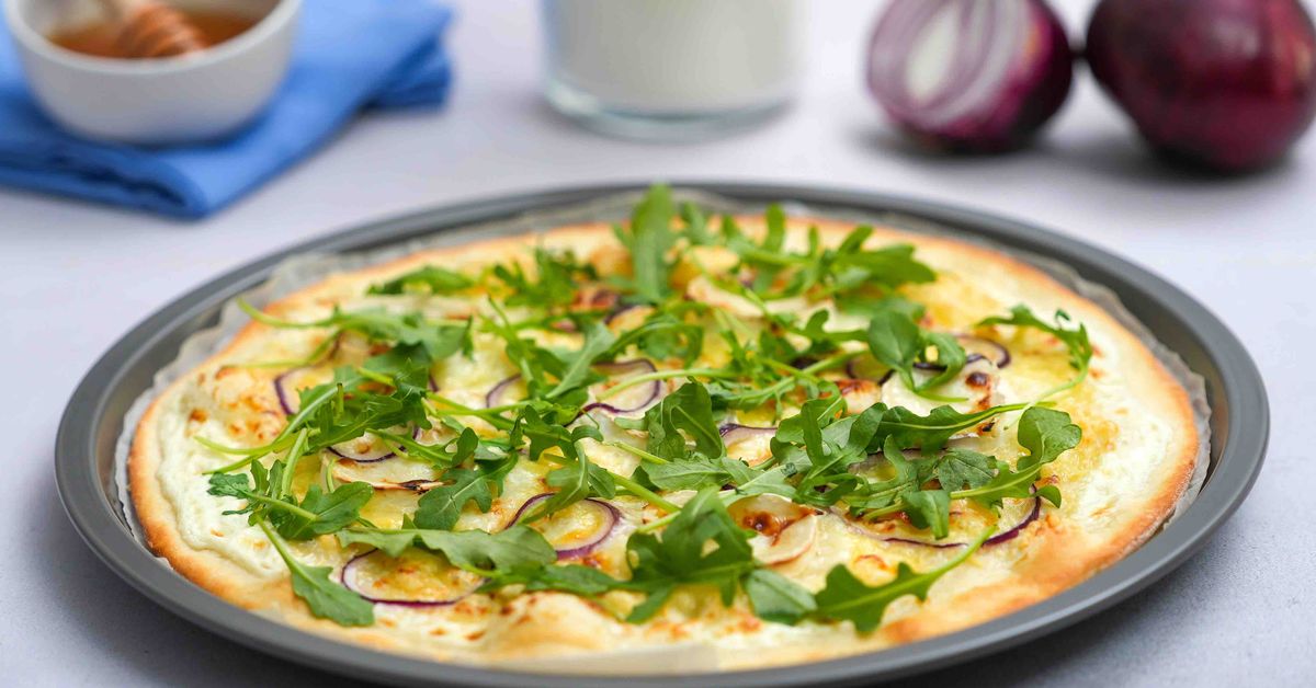 pizza chèvre miel crème fraiche recette de pizza chèvre miel crème fraiche