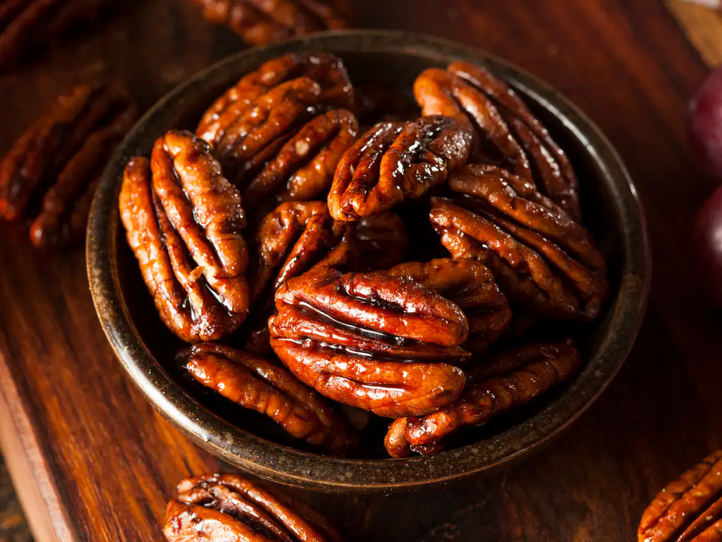 amandes et noix de pécan au caramel épicé