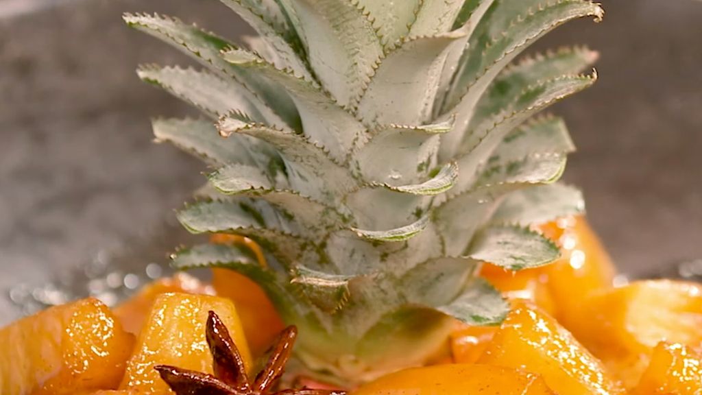 Ananas rôti aux épices par Laurent Mariotte