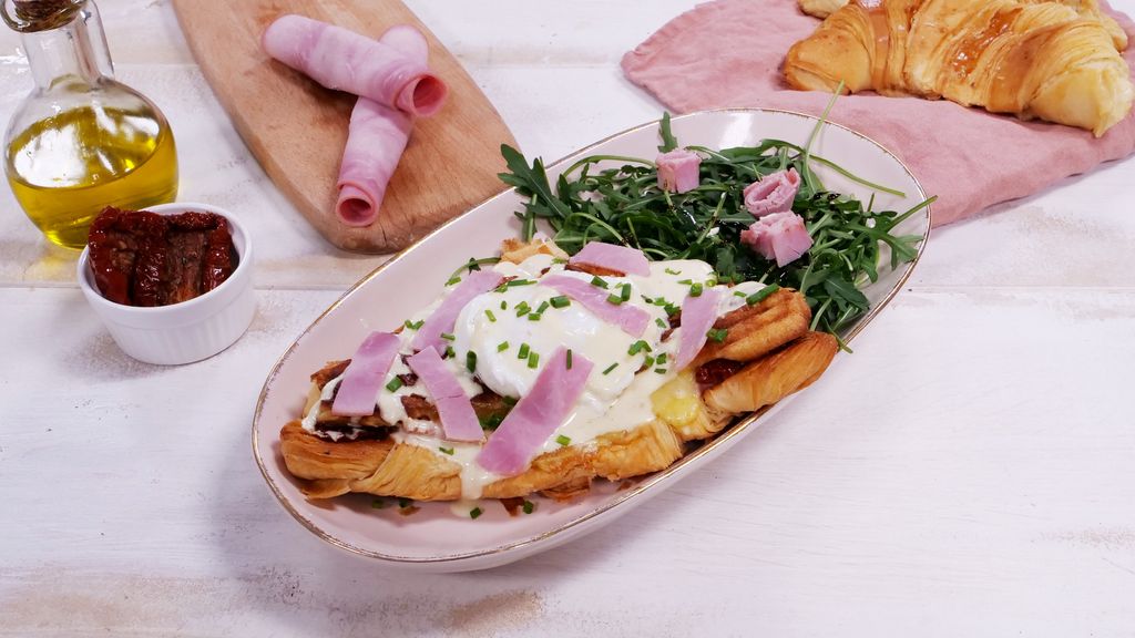 Croque croissant au jambon et au comté