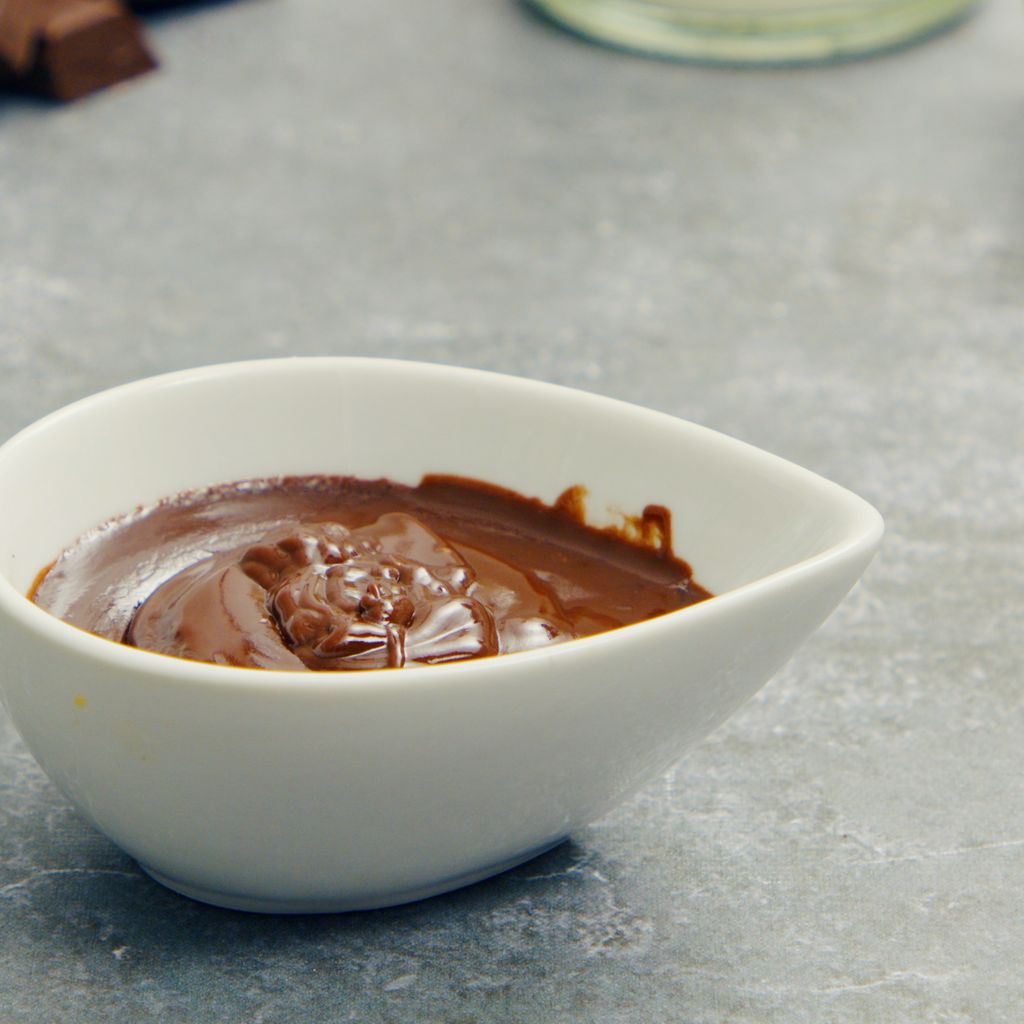 Comment Faire une Sauce au Chocolat qui ne Durcit Pas ?