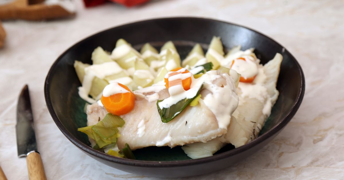 Poisson Blanc Au Court-bouillon : Recette De Poisson Blanc Au Court ...