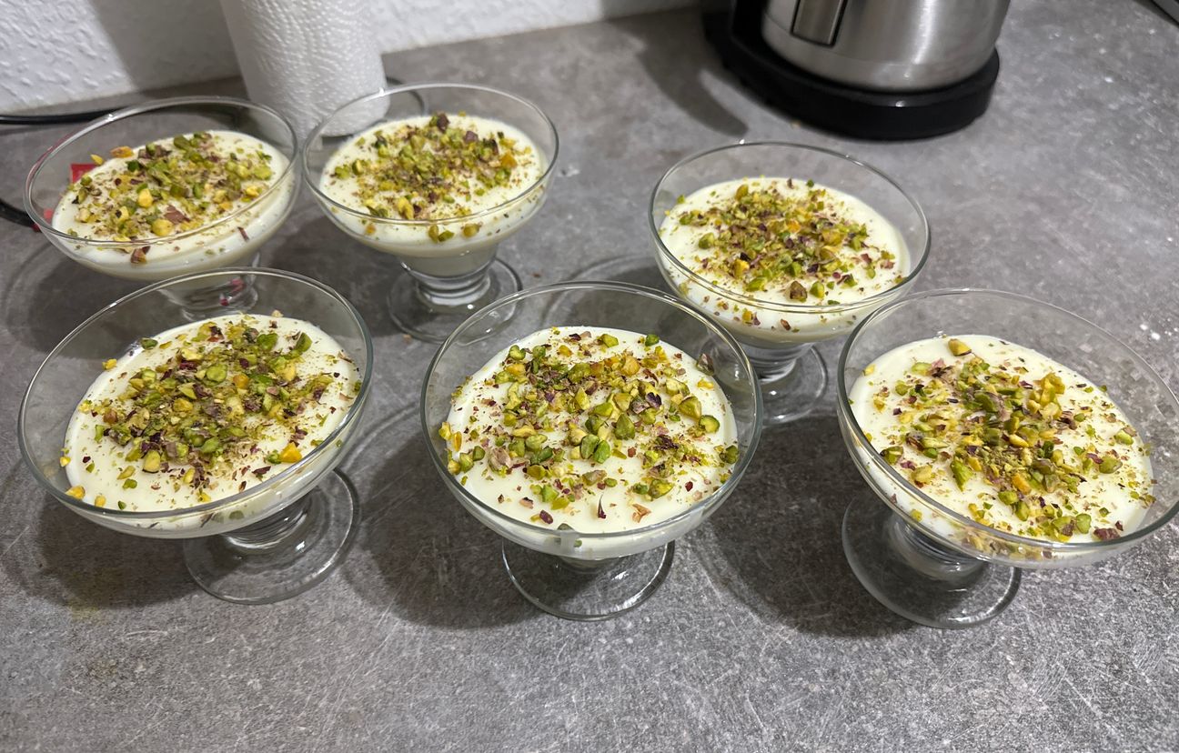 Mhalabia (flan oriental) : Recette de Mhalabia (flan oriental) Mhalabia (flan oriental) : Recette de Mhalabia (flan oriental)