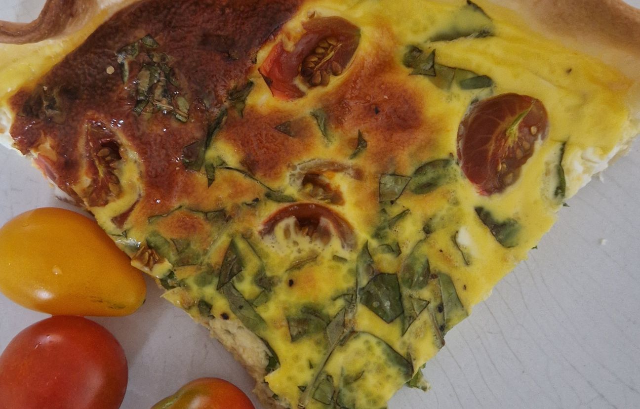 Tarte express feta basilic : Recette de Tarte express feta basilic