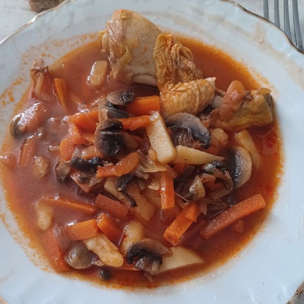 riz au poulet avec sauce aux champignons : Recette de riz au poulet ...