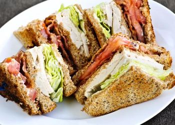 Club Sandwich Poulet Bacon Recette De Club Sandwich