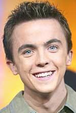 Nackt frankie muniz Noomi Rapace