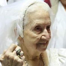 Insolite : Elle se marie le jour de ses 100 ans ! (Vidéo)