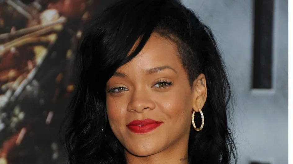 Rihanna : A moitié nue à Saint-Tropez !