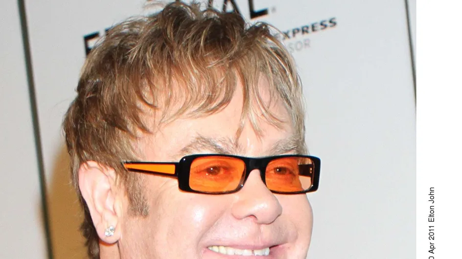 Elton John : Un deuxième enfant pour Noël