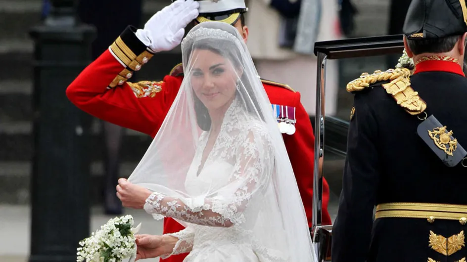 Kate Middleton : Elle reçoit 300000£ pour sa robe de mariée