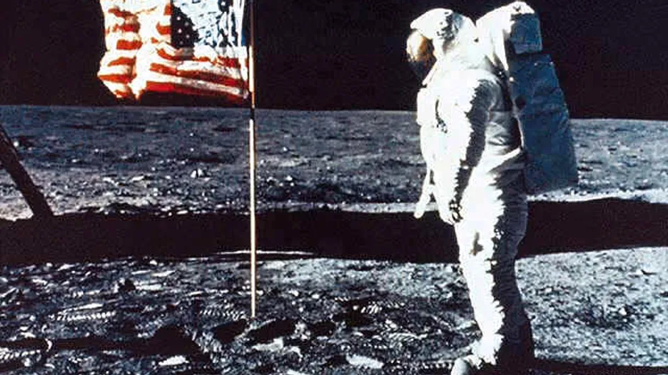 Apollo 11 : Les drapeaux américains flotteraient encore sur la Lune