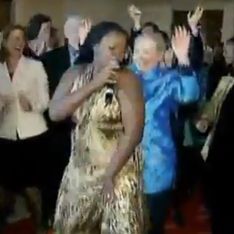 Hillary Clinton se met à la danse africaine (vidéo)