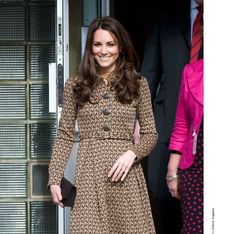 Kate Middleton : Au top de la tendance dans sa robe-manteau