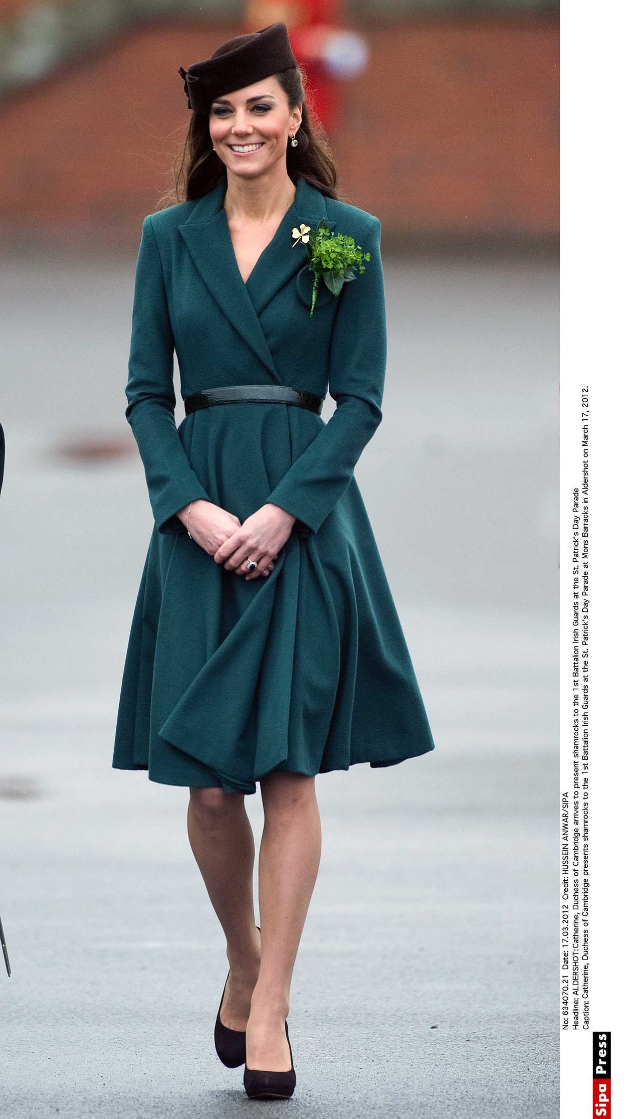 Кейт Миддлтон в зеленом платье