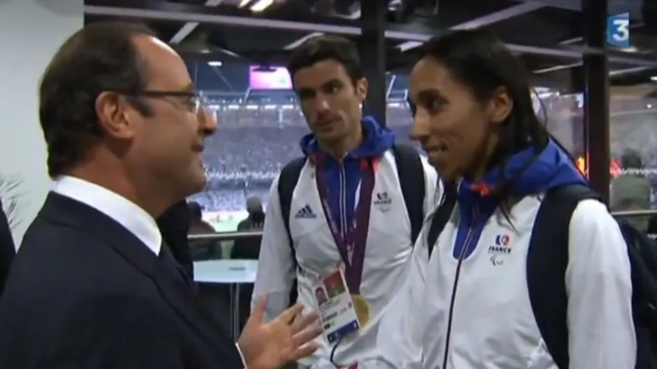 François Hollande : Il essaie de faire coucou à une athlète malvoyante (Vidéo)