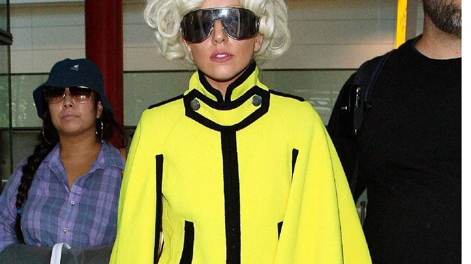 Lady Gaga : Tous ses looks les plus fous en vidéo !