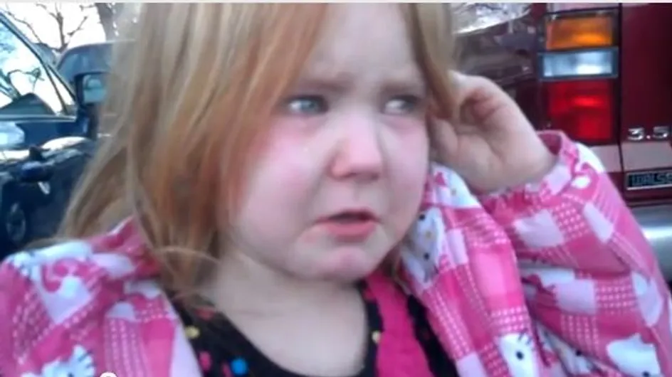 Bronco Bamma Girl : La petite fille en pleurs à cause d’Obama et de Romney (Vidéo)