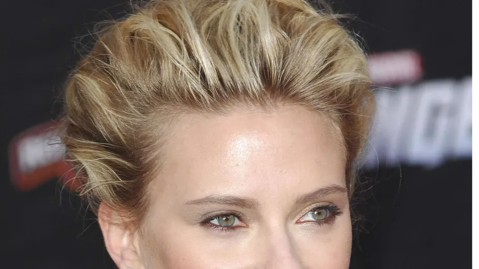 Scarlett Johansson : Son nouveau tatouage est une déclaration d’amour à un Français… (Photos)