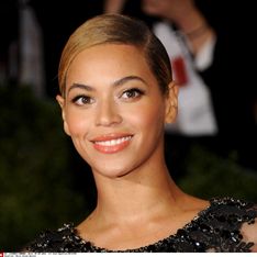 Beyoncé : Elle se dévoile sans maquillage (Photos)