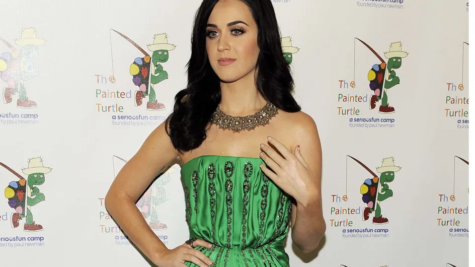 Katy Perry : Incroyablement chic en Yves Saint Laurent ! (Photos)
