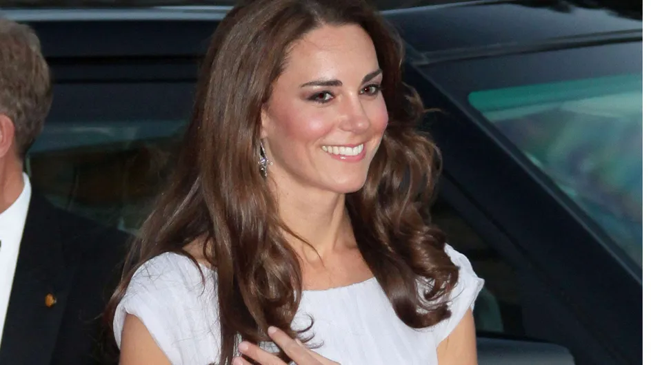 Kate Middleton enceinte : Sa mère accourt à son chevet (Photos)