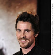 Christian Bale : Il range au placard son costume de Batman