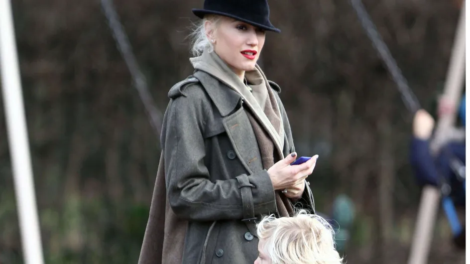 Gwen Stefani et son manteau-couverture : Le pire look de la semaine (Photo)