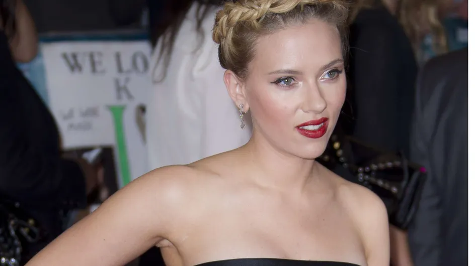 Scarlett Johansson : Elle a un nouveau tatouage ! (Photos)