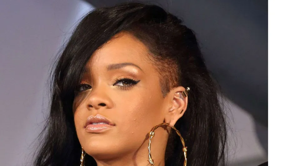 Rihanna : Sa mère lui fait honte