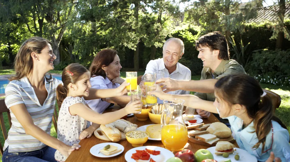 Obésité : Les repas en famille, rempart contre le surpoids