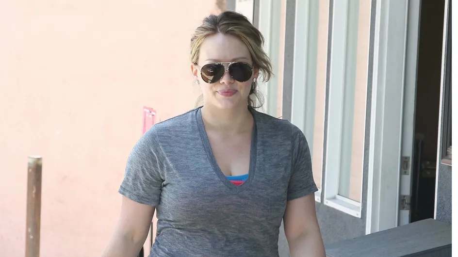 Hilary Duff : Blessée par les réflexions sur ses rondeurs post-grossesse (Photos)