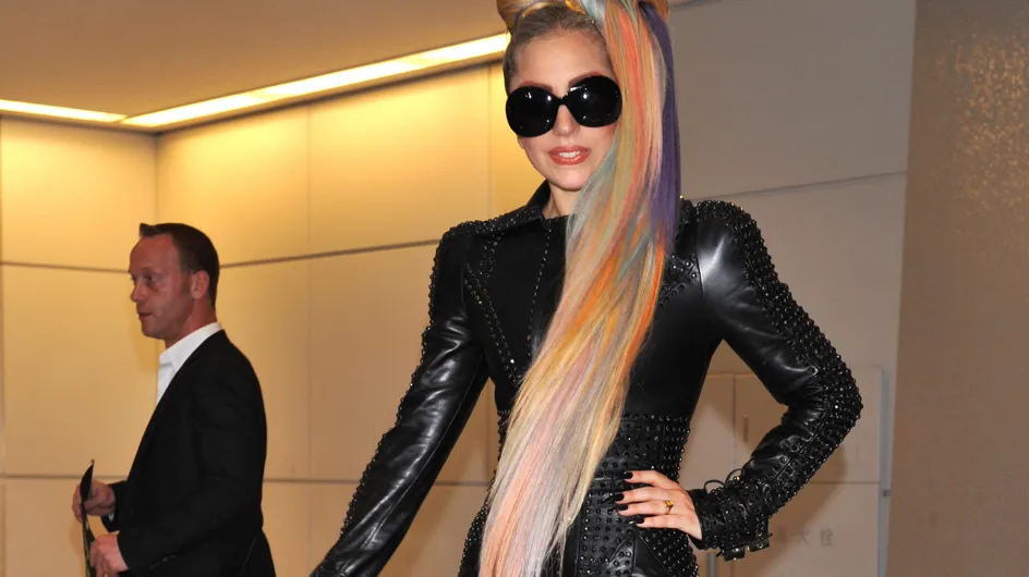 Lady Gaga : Un Petit Poney en Versace (Photos)