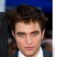 Robert Pattinson : Tenté par les hommes ?