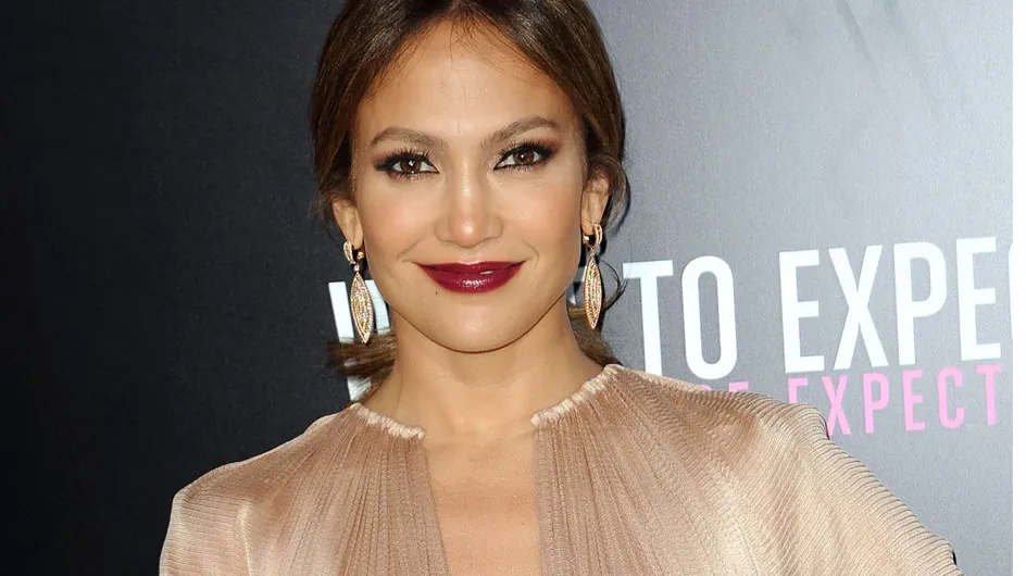 Jennifer Lopez : Ses 5 plus beaux looks sur tapis rouge (Photos)