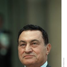 Hosni Moubarak : Son état critique indiffère les Égyptiens