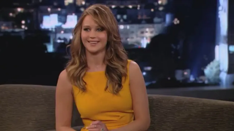 Jennifer Lawrence : "Ma poitrine est inégale" (Vidéo)