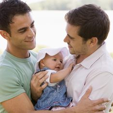 Homoparentalité : 1 couple homosexuel sur 10 vit avec un enfant